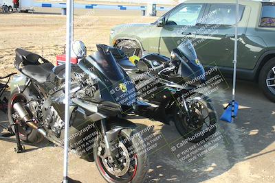 media/Sep-21-2025-TrackDaz (Sun) [[277c75b276]]/Around the Pits/